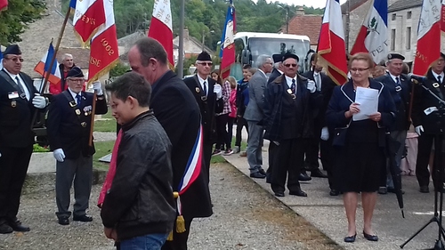 * Nod-sur-Seine : anniversaire de la jonction par deux divisions en 1944 - la première DFL et la deuxième DB