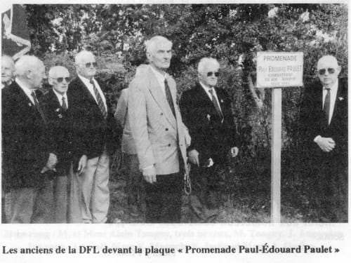 * En souvenir de Paul-Edouard PAULET (1er RA), disparu après Bir Hakeim dans le torpillage du Nino Bixio