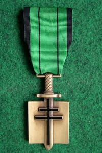 * Anniversaire - Ce jour 19 avril 2020 Edgard Tupët Thomé, Compagnon de la Libération, qui vient d’avoir 100 ans !