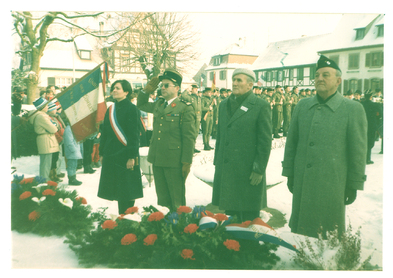 * Le Livre d'Or des Anciens d'HERBSHEIM (40e anniversaire - 1945-1985)