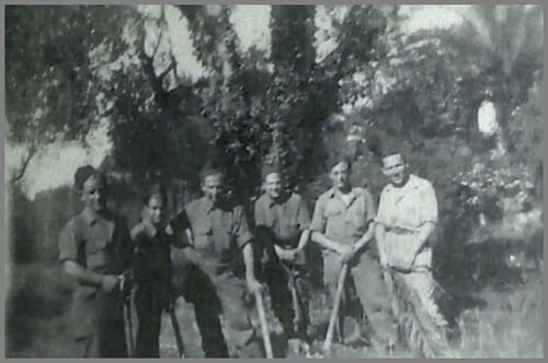 * Trésor d'archives - Le cheminement de Rémy Cescosse ancien du 1er Ra de la 1ère Division Française Libre de Pomarez à Londres  -   Décembre 1942 à Juillet 1943 