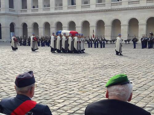 * 22 septembre - Cérémonie des obsèques du Colonel MOORE aux Invalides
