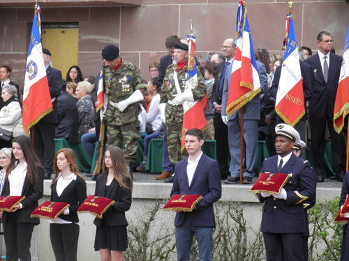 * Commémoration du 76e anniversaire de l'Appel du 18 juin 1940