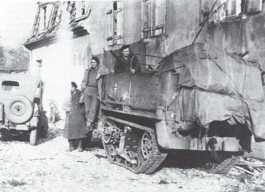 * On se souvient de François TILLY, marin FFL, puis 1er RFM à la 1ère D.F.L