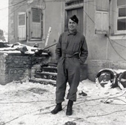 * Les années sombres 1939 / 1945. Le vécu de la population d'un petit village Lorrain et l'intervention de la 2ème DB.