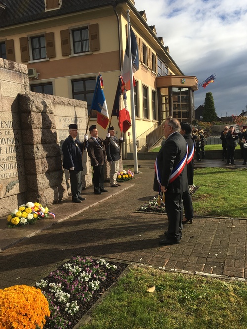 * Commémoration du 11 novembre à Obenheim