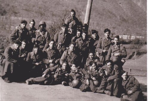 * Etape n° 45 - Début de l'offensive sur l'AUTHION - Journée du 10 Avril 1945