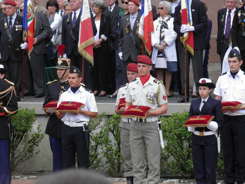 * Commémoration du 76e anniversaire de l'Appel du 18 juin 1940