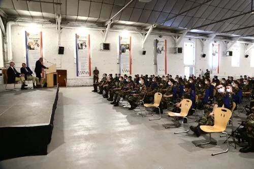 * CFIM de Transmissions 18 Régiment de Transmissions de Dieuze met Alexis Le Gall à l'honneur