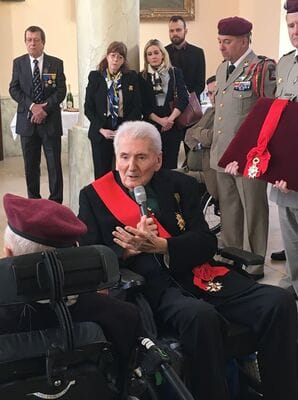 * Edgard Tüpet-Thomé, Compagnon de la Libération, à l'honneur. Il a été élevé à la dignité de Grand’Croix de la Légion d’Honneur