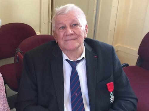 * Mr Wladislas PICUIRA promu au grade de Chevalier de la Légion d'Honneur
