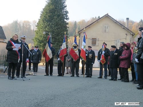 * 74ème anniversaire de la Libération. Cérémonie au Monument aux Morts de Plancher-Bas.