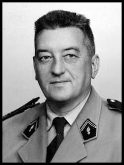 * Page souvenir -  Georges  Laouénon de la 13e   DBLE - croix de la Libération - Compagnon de la Libération 