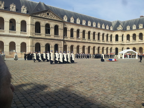 * Honneurs militaires et républicains rendus à Yves Guéna, ce mardi 8 mars 2016, aux Invalides à Paris