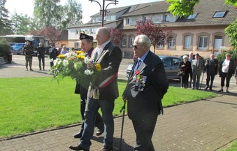 18 et 19 Mai - Des Anciens du B.M. 24 et des descendants étaient de retour à Obenheim