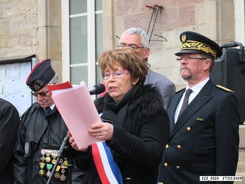 * Cérémonie du 75ème anniversaire de la Libération de Champagney à la plaque commémorative 