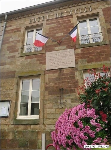 *  Commémoration 