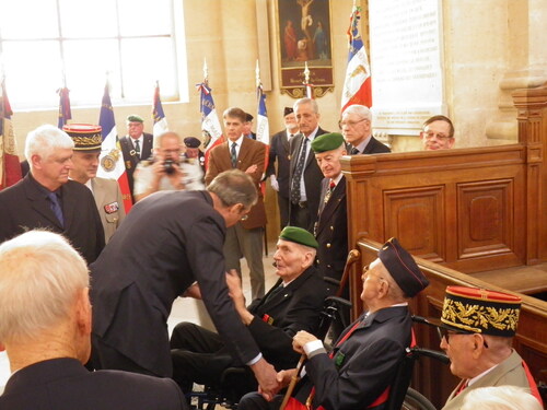 * Cérémonie aux invalides - 