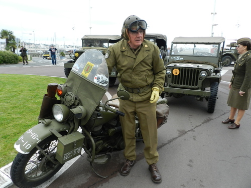 * Cérémonie du 70e anniversaire de la libération de Royan