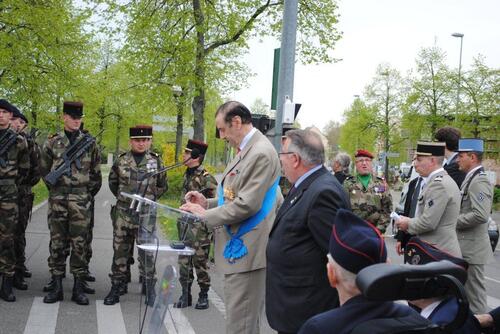 * Inauguration de la rue du BM 24 à Strasbourg le 16 avril 2015