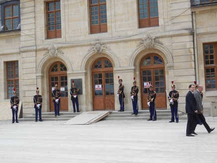 * Cérémonies du 75e anniversaire de l'Appel du 18 Juin 1940