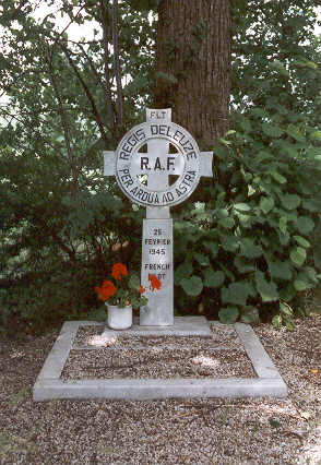 * Cheminements...du carré français du cimetière de Brookwood (GB) à la Hollande
