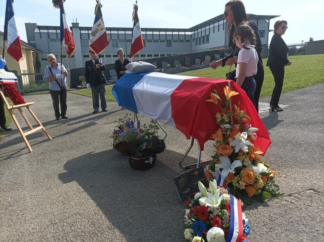 * FAIRE PART DE DECES - JEAN GILBERT - 1 ère DFL - 1er Régiment d'Artillerie -  Ancien d'Obenheim.