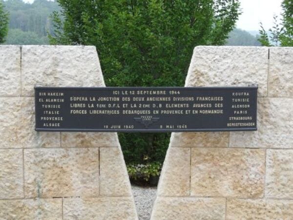 *  8 septembre 2018 - Commémoration de la jonction 1e DFL et 2e DB à Nod-sur-Seine