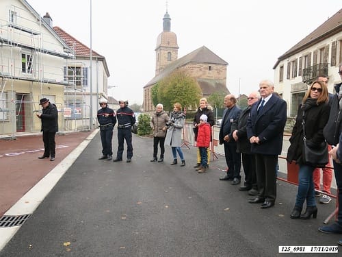 * Cérémonie du 75ème anniversaire de la Libération de Champagney à la plaque commémorative 