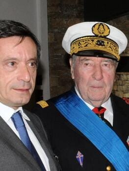 * le vice-amiral François Flohic, aide de camp du général de Gaulle, est décédé