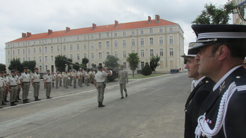 * Passation de commandement au 1er Régiment d’infanterie marine d'Angoulême.