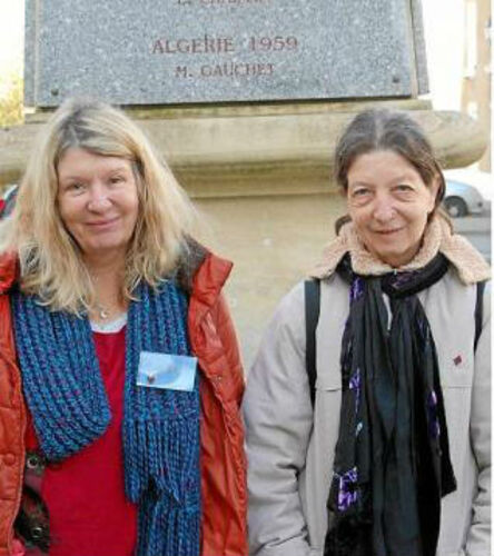 *  Michèle et Annick reviennent sur les traces de leur père, le commandant Marcel Chrétien 