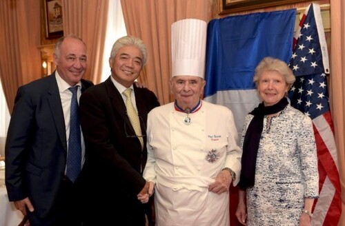 * Paul Bocuse , roi de la gastronomie...mais aussi ancien du B.M.24