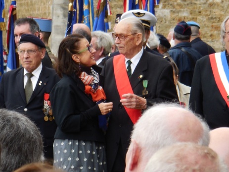 * Cérémonies du 75e anniversaire de l'Appel du 18 Juin 1940