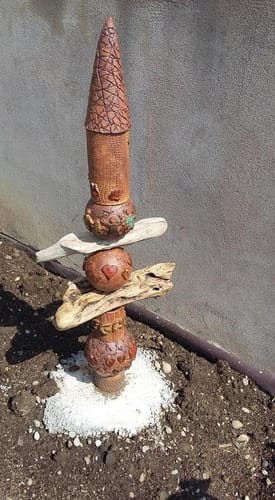 * Inauguration des totems fabriqués par les enfants des CE2-CM1-CM2 de l'école SABIN SALINAS d'Obenheim