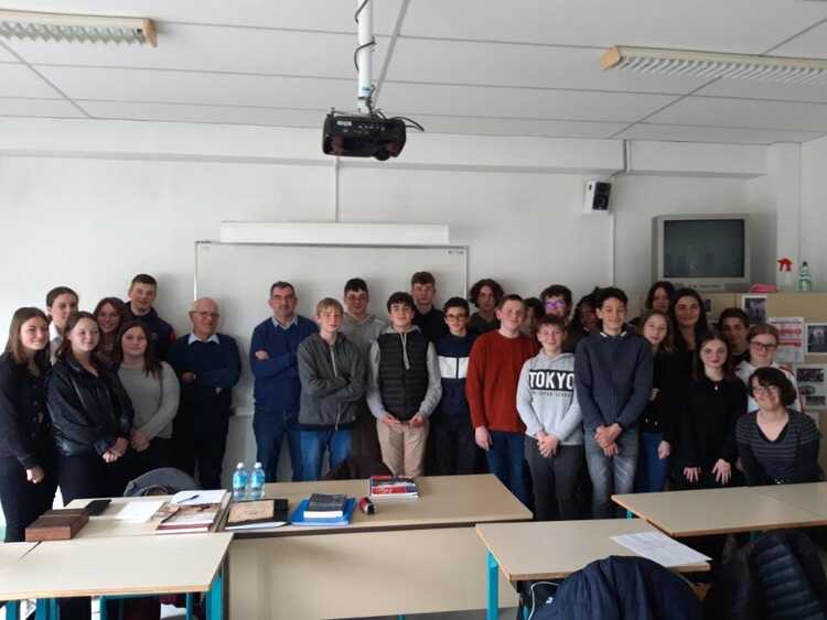 * Intervention au collège Jean Baptiste Payer d’Asfeld en mars 2022 dans le cadre du Concours National de la Résistance et de la Déportation 2022