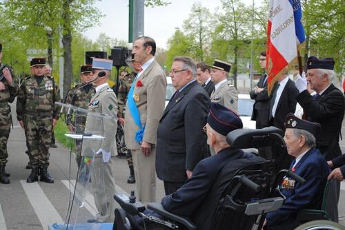 * Inauguration de la rue du BM 24 à Strasbourg le 16 avril 2015