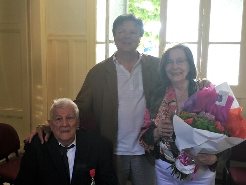 * Mr Wladislas PICUIRA promu au grade de Chevalier de la Légion d'Honneur