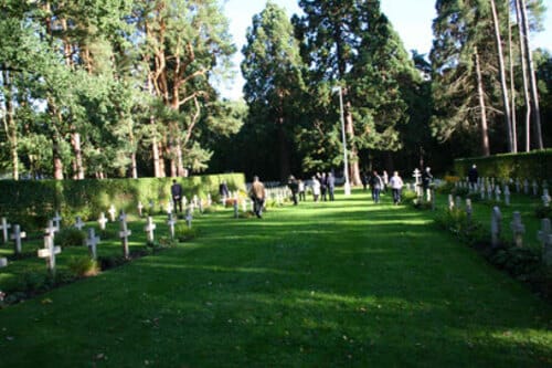 *   Denis GENESTAL DU CHAUMEIL des Forces ariennes Française Libre - Un visage sur un nom 