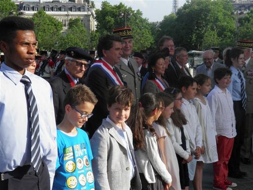 * 11 Juin 2015 - Cérémonies de commémoration de la Bataille de Bir Hakeim
