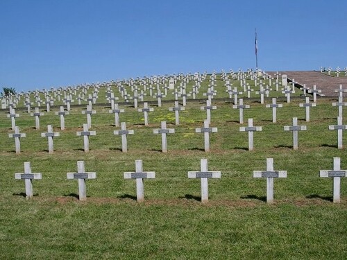 * Commémoration à Strasbourg avec dépôts de gerbes devant le char Zimmer et la plaque du Père Houchet Commémoration à Obenheim et Sigolsheim