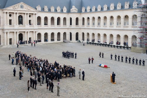 * Le dernier hommage à Claude Raoul-Duval aux Invalides (16 mai 2018)