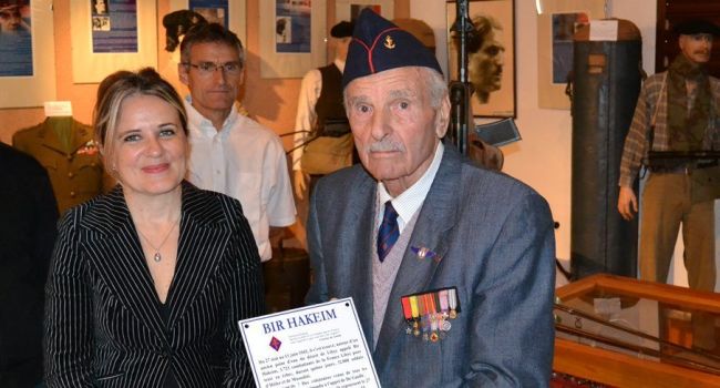 Georges Chanfreau, héros de la France Libre, et Muriel Baggio, au musée des frères Da Silva./ Photo DDM. ChB