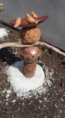 * Inauguration des totems fabriqués par les enfants des CE2-CM1-CM2 de l'école SABIN SALINAS d'Obenheim