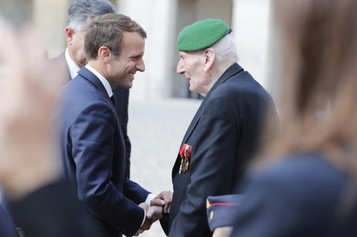 * 22 septembre - Cérémonie des obsèques du Colonel MOORE aux Invalides
