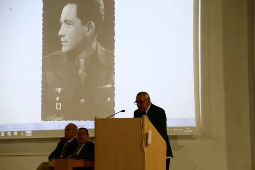 * CFIM de Transmissions 18 Régiment de Transmissions de Dieuze met Alexis Le Gall à l'honneur