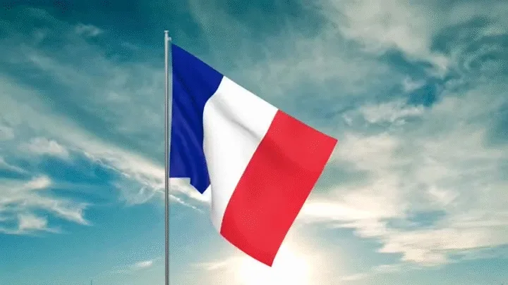 * 2020 année de Gaulle - À Montcornet, Macron invoque