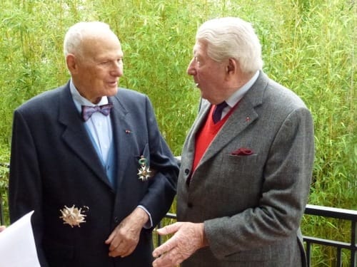 * Toutes nos félicitations au Compagnon Pierre SIMONET, Grand Officier de la Légion d'Honneur