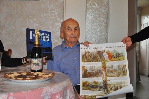 *  Robert LEYNAUD a 100 ans, un centenaire en excellente forme !