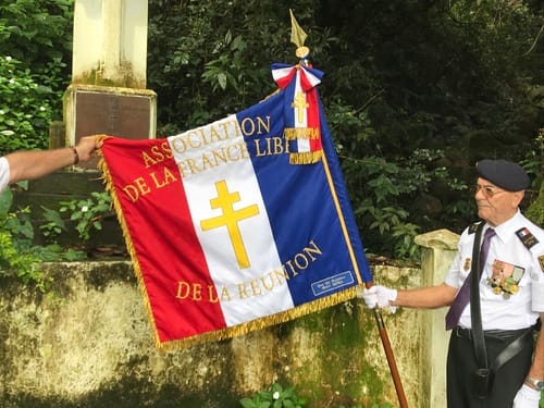 * Sur les traces des Français Libres de la Réunion